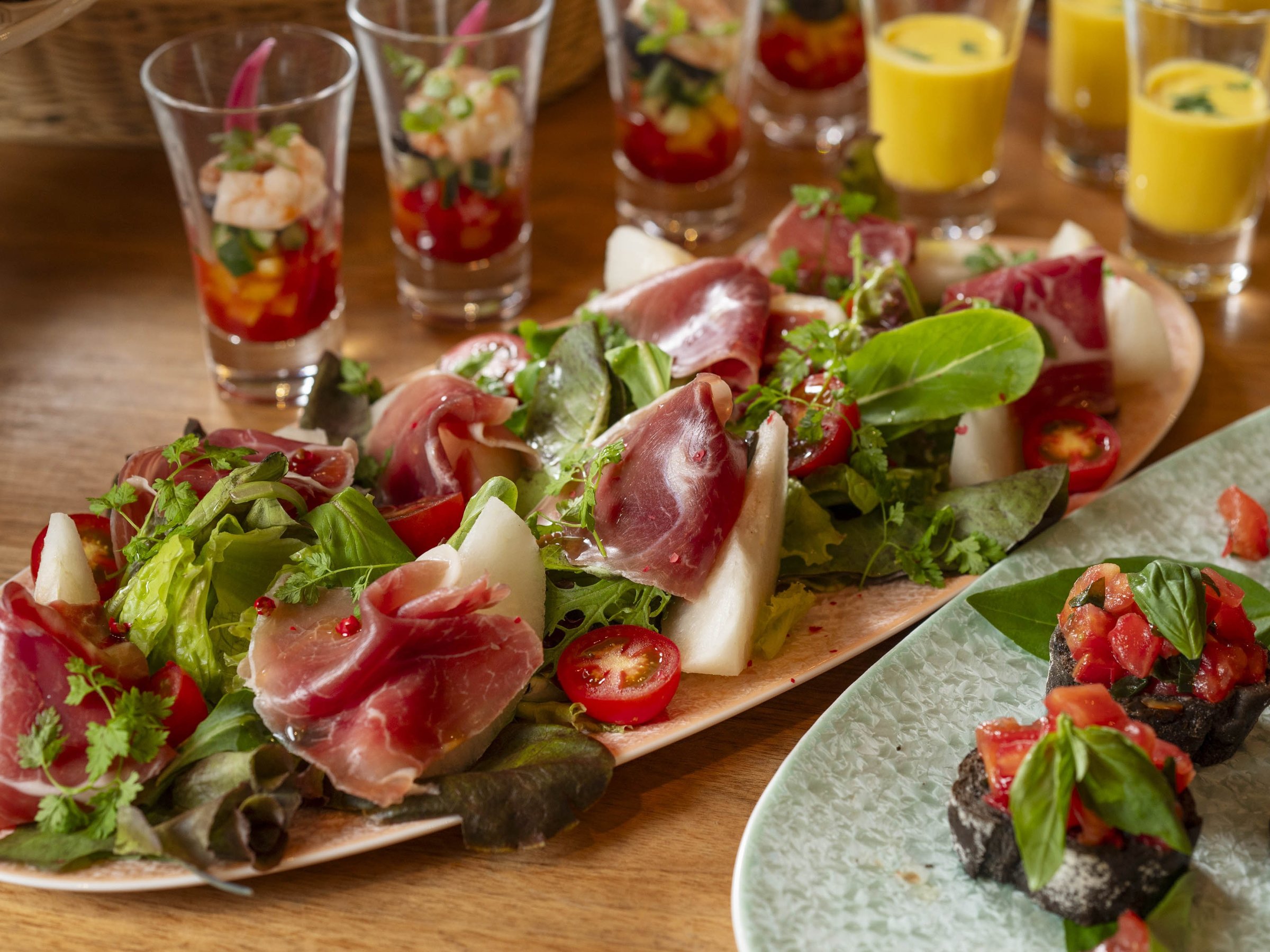 G߂̃t[cƐñT_iFARM AKIRAn糖VFtďCfBi[̑O؁AAeBpXgSj