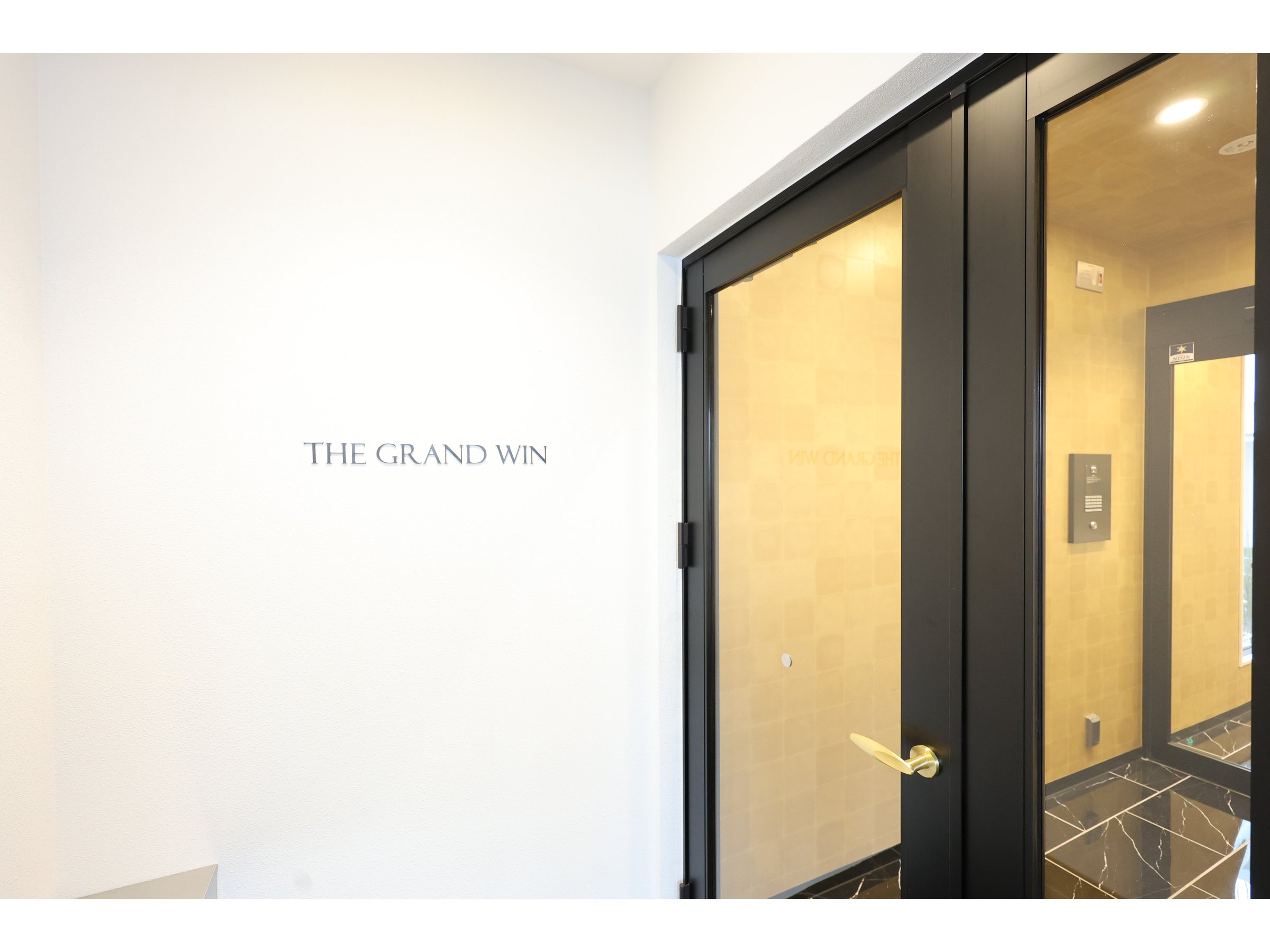 �G���g�����X