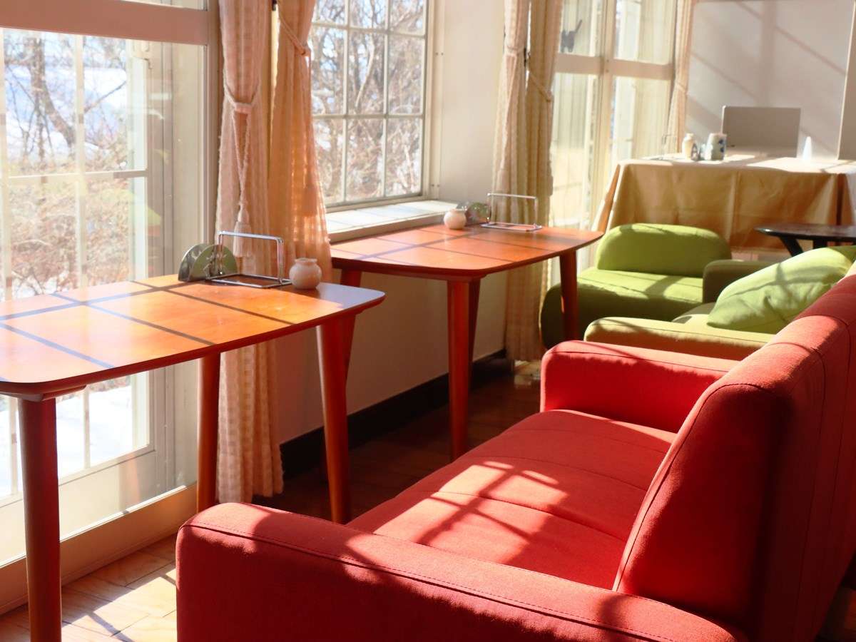 �y���X�g�����z�I�V�����őf�G�ȕ��͋C�ł�