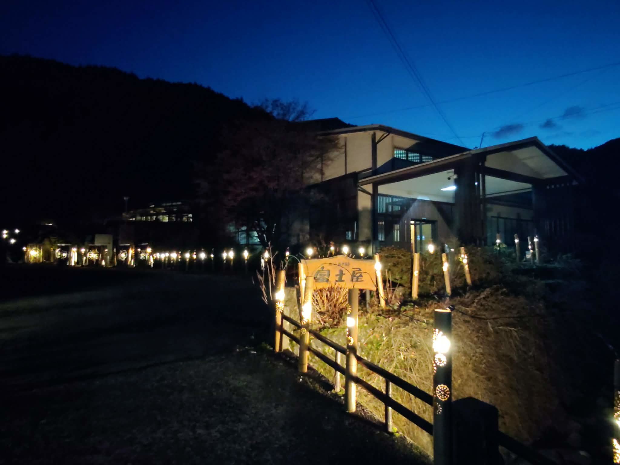 �|����Q�T