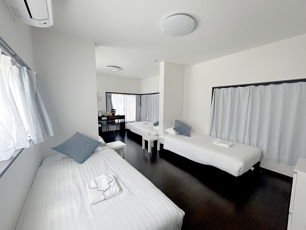 WEST���Q�K��4�l����