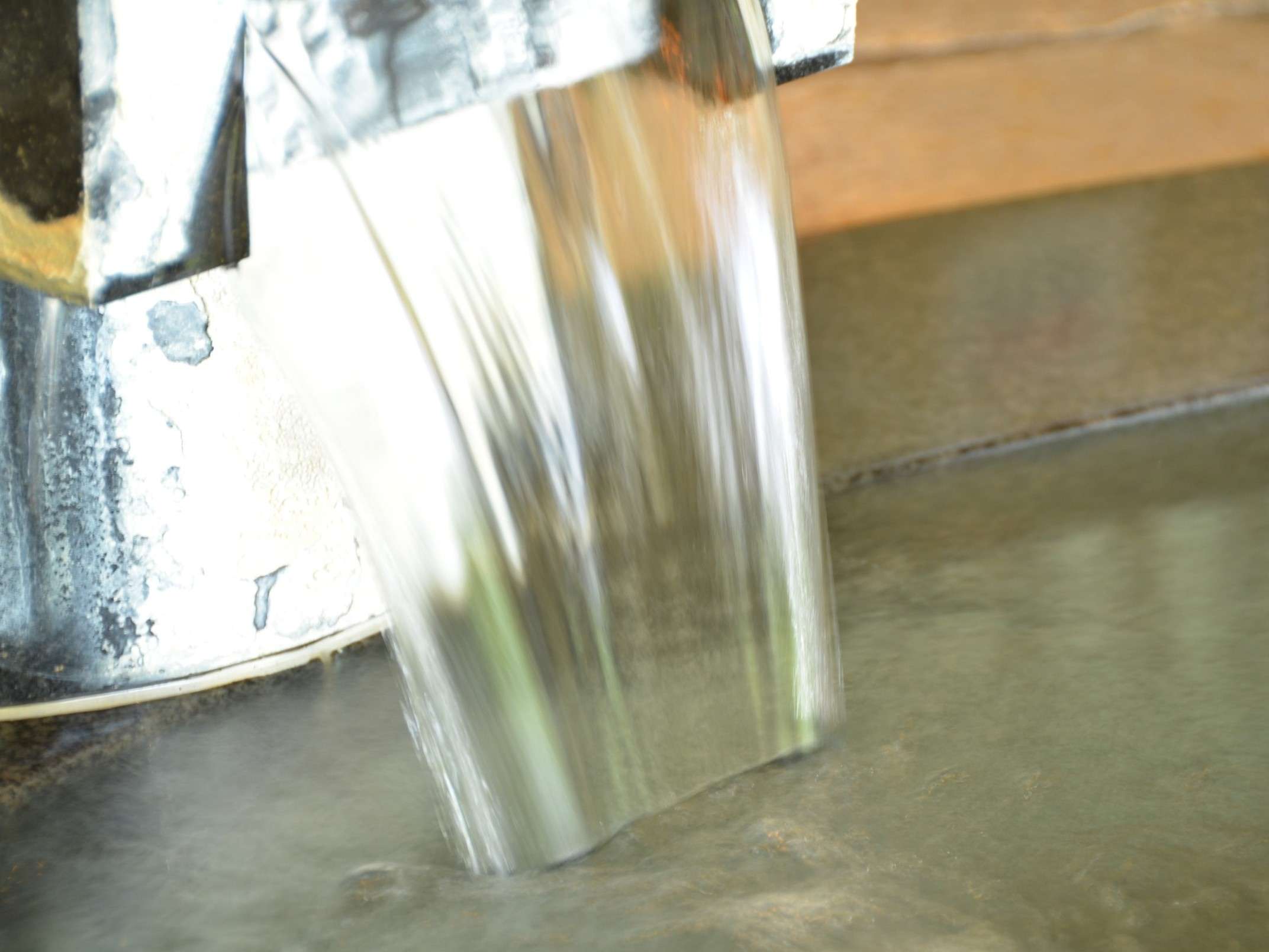 ���R���Ή���pH:10.2��Ί��̓������^��ł��܂��B