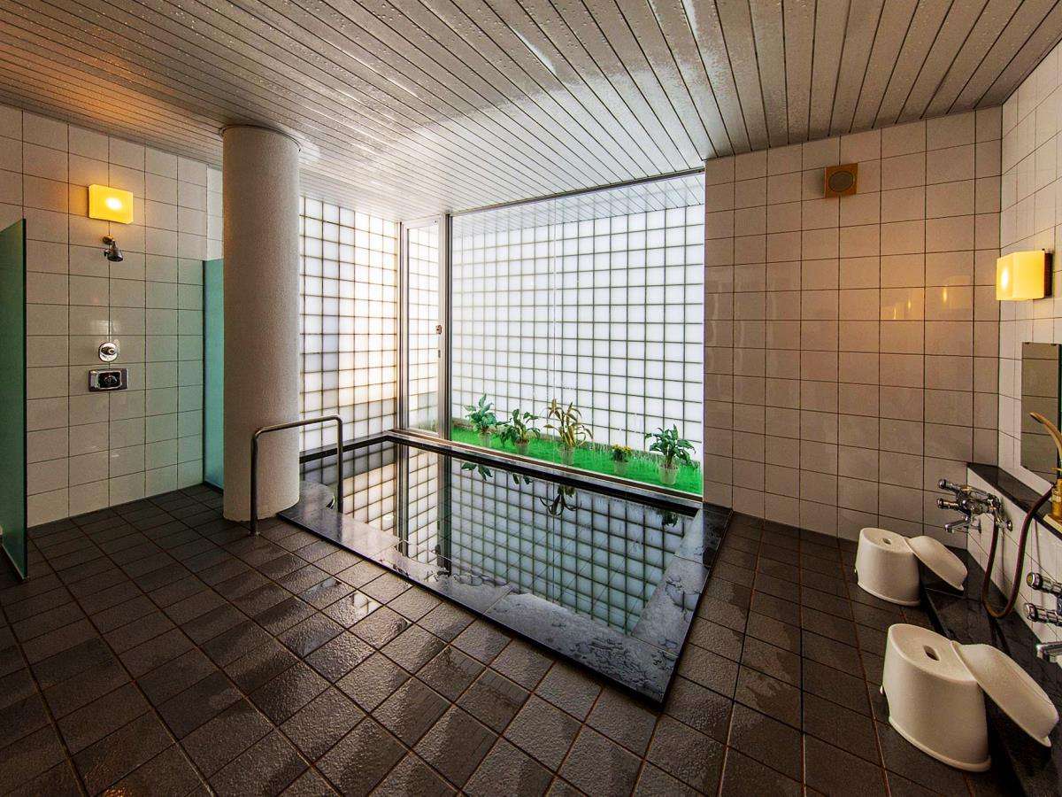 �P�e�����@�������Ԃ�16�F00�`23�F00�@6:00�`9:00�ƂȂ��Ă���܂��B