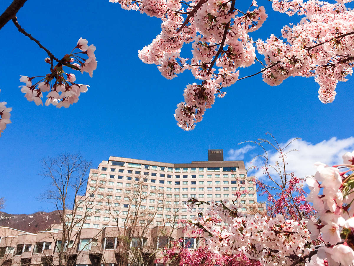 �E�C���O�^���[�O��(4�����{��)