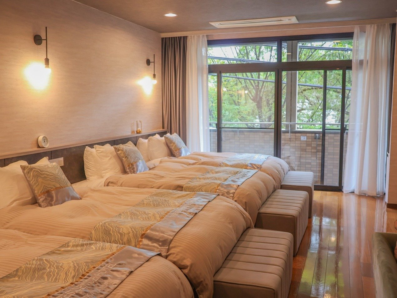 �R�O�P�x�b�h���[��