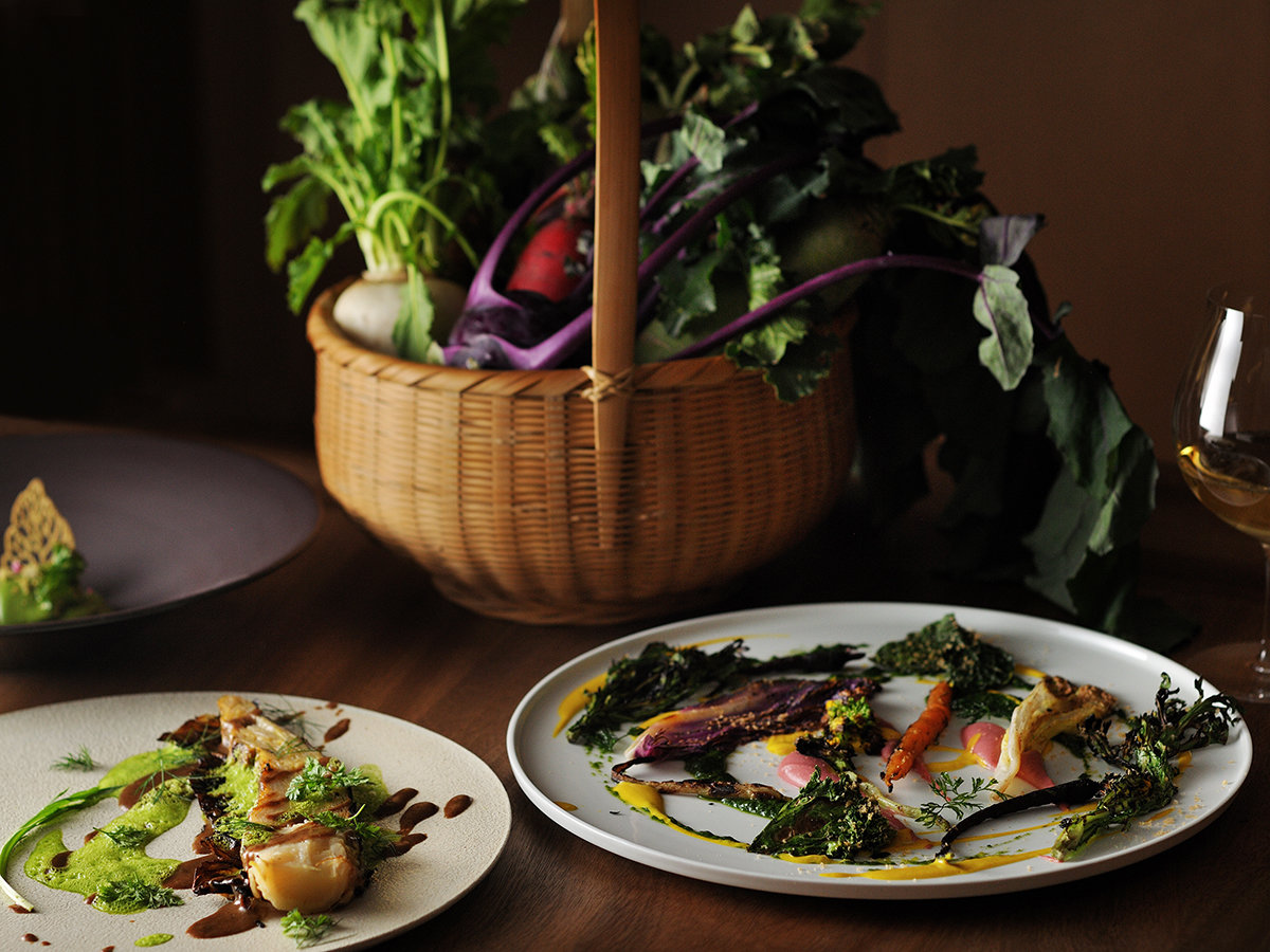 DINNER�b��n�̐����͂Əo��A������̃f�B�i�[