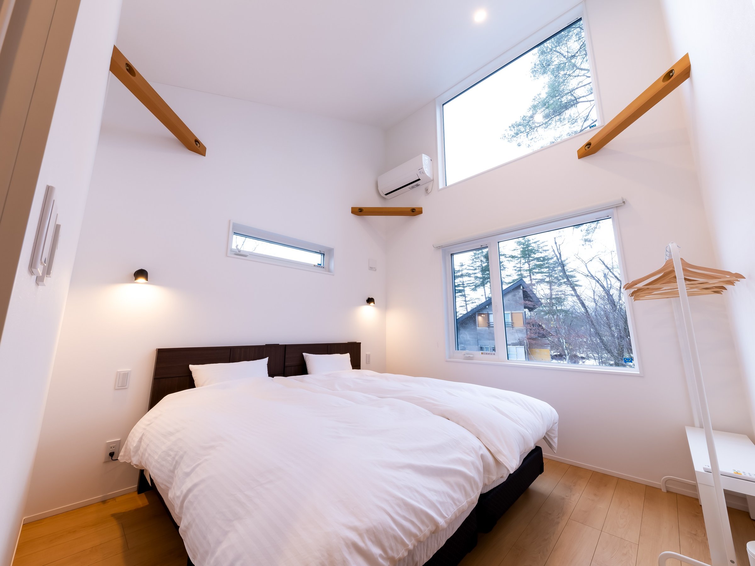 �x�b�h�i�L���O�X�_�E���j�z�e���N���X�̐Q�S�n�B�L���O�X�_�E���̍����}�b�g���X���g�p�B