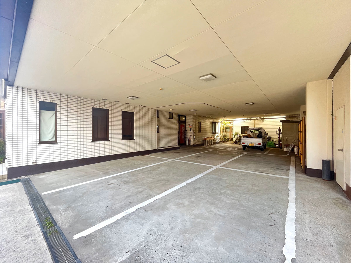 ���ԏꁡ�������ɕ��ʎ�8�䕪����܂�*