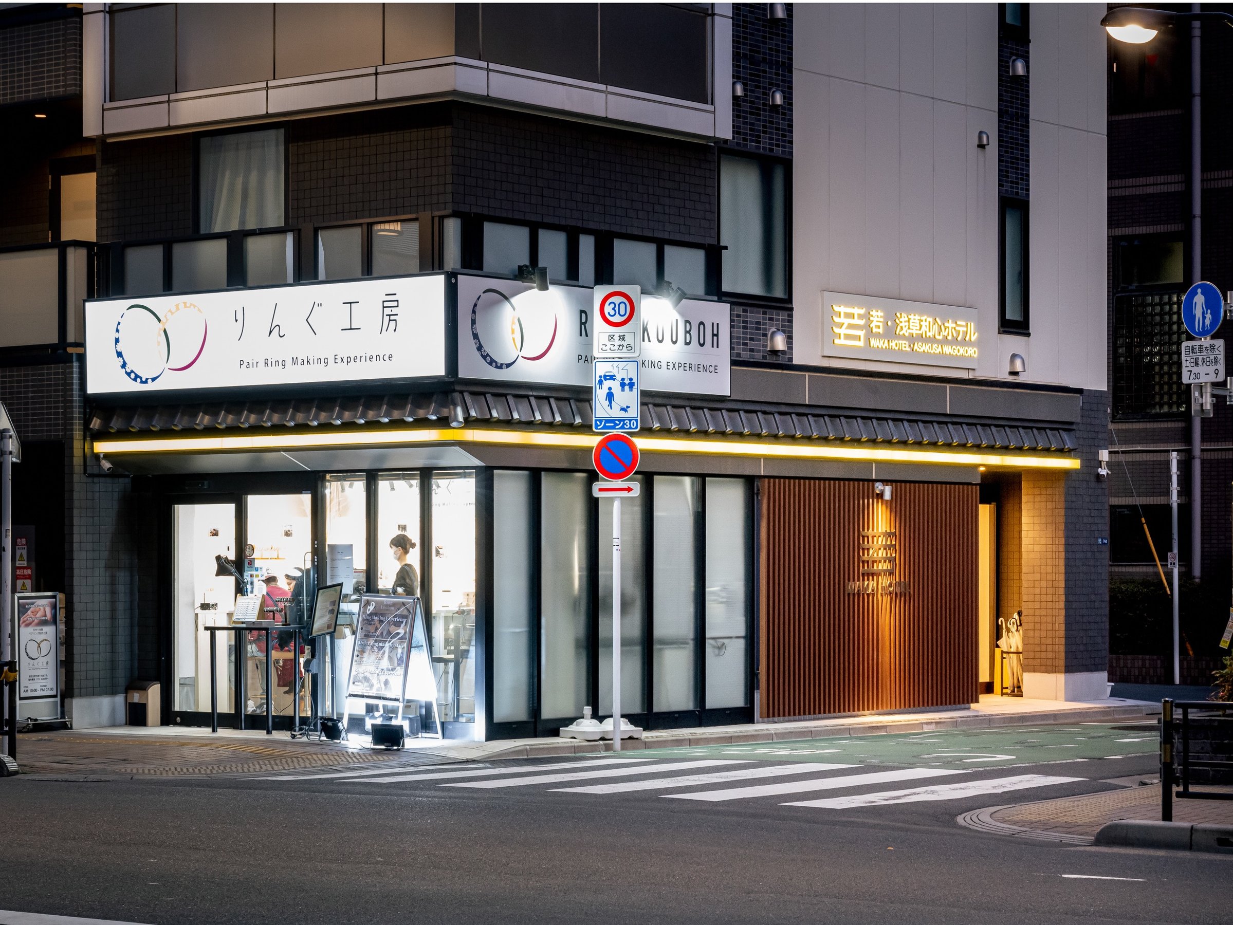 ���ʓ����