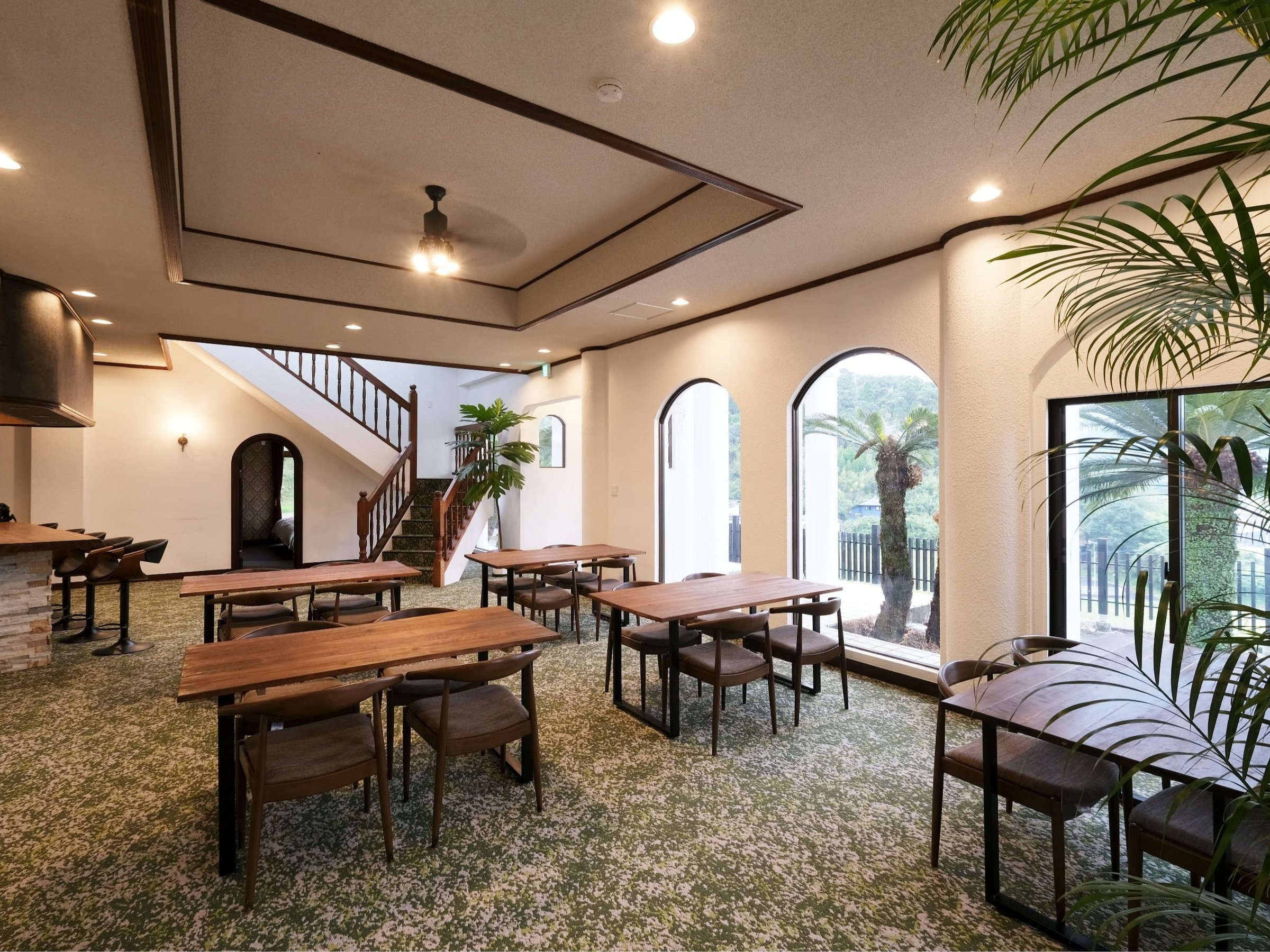 �ٓ��z�[��