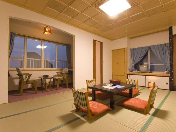 �����������猶�z�I�ȋ��΂������܂��B(12��g�C���E���ʕt�j