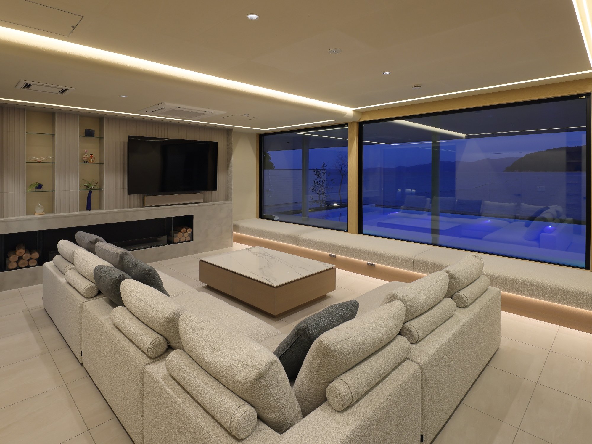 ���r���O