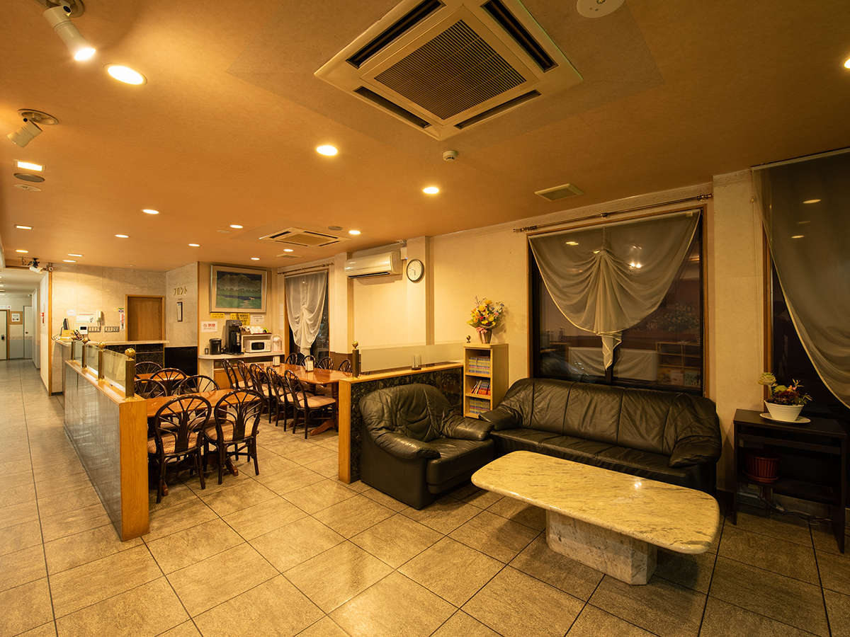 *�y�ٓ����z���r�[