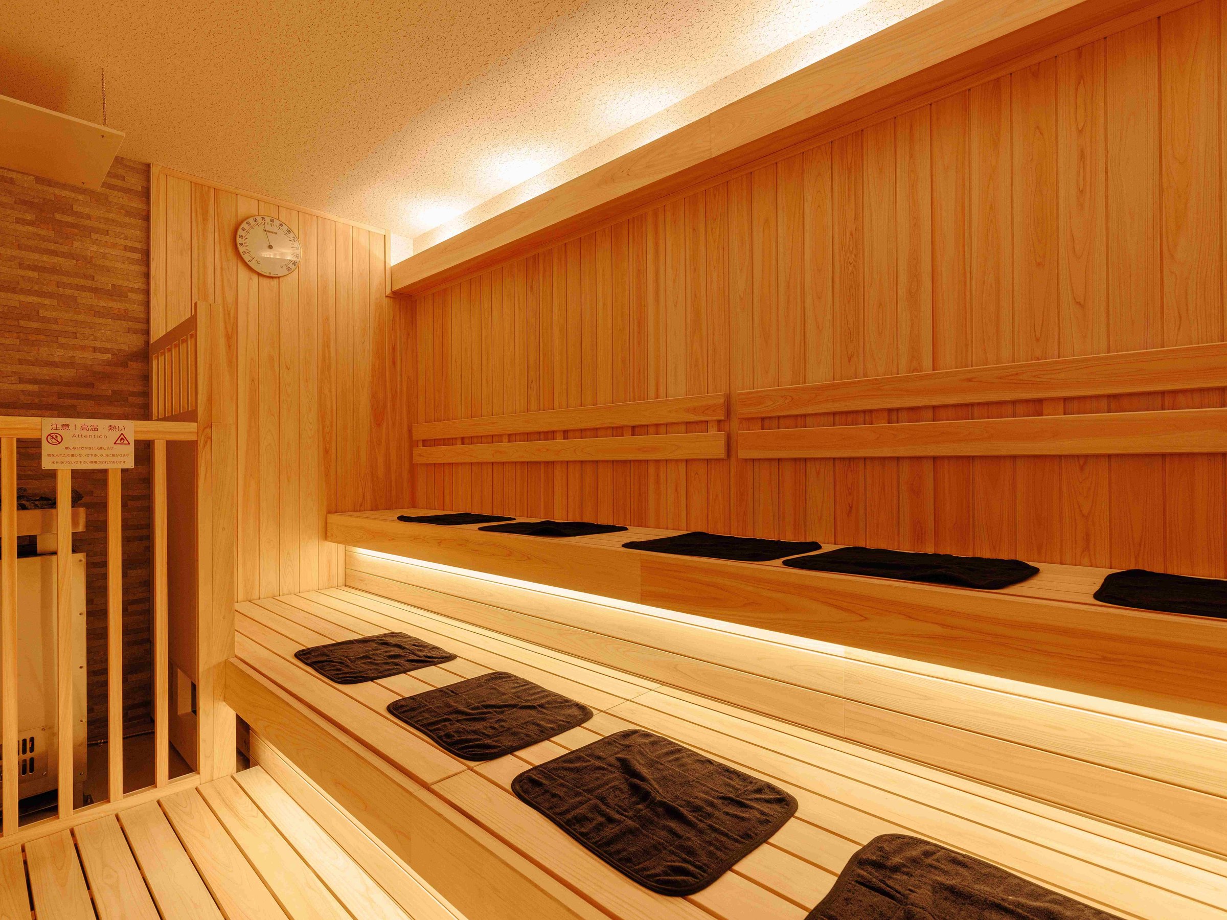 �T�E�i�@�I�[�g���E�����t��