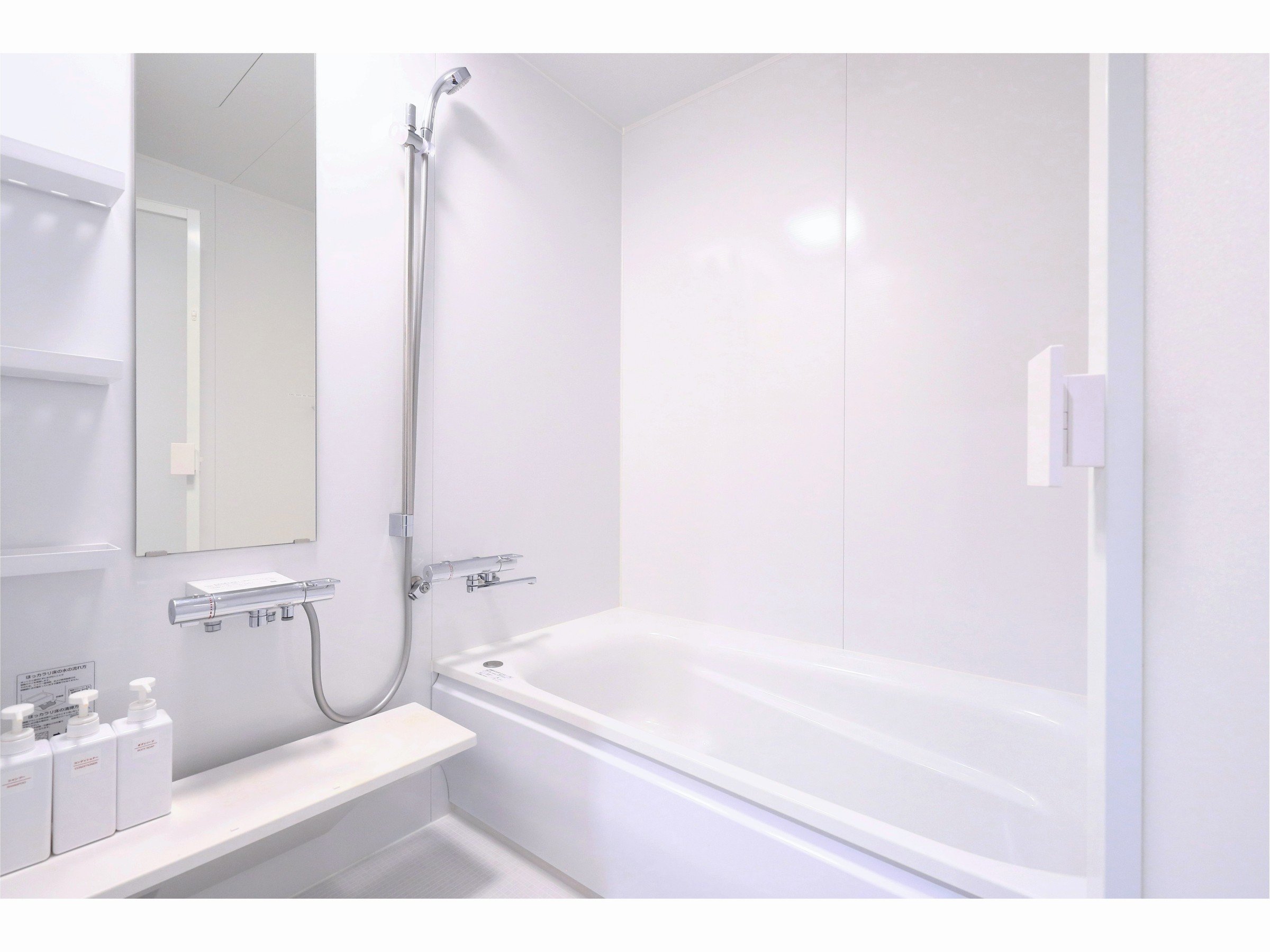 �o�X���[��