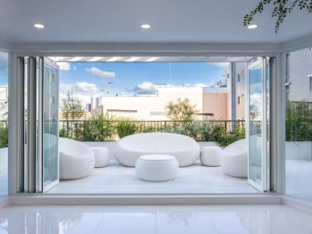 �o���R�j�[