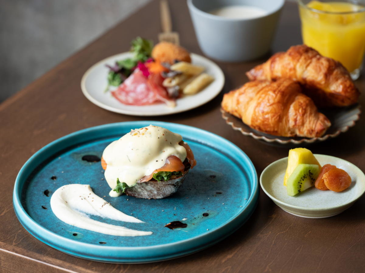 �I�[���f�C�_�C�j���O�uEZARO�v�b���H