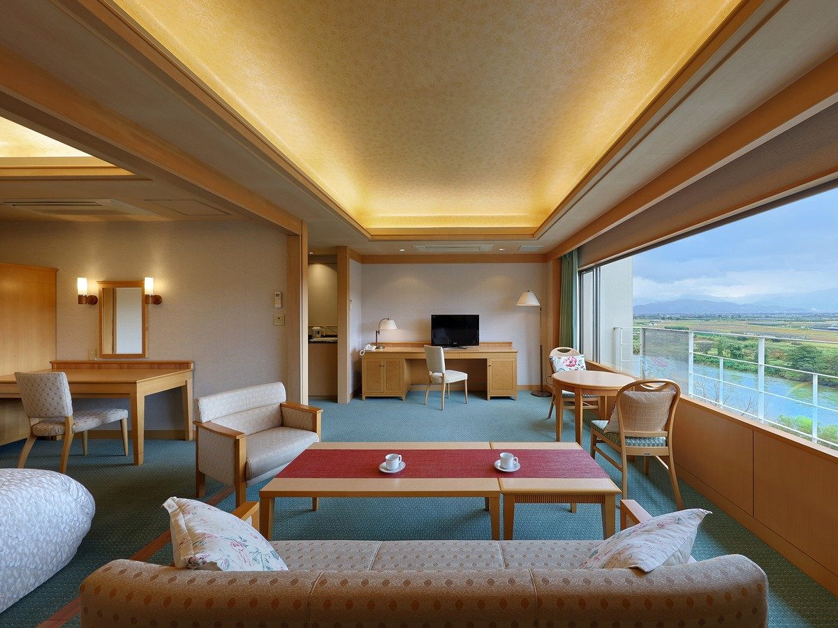 �y�W�]���C�t�z�f���b�N�X�c�C��