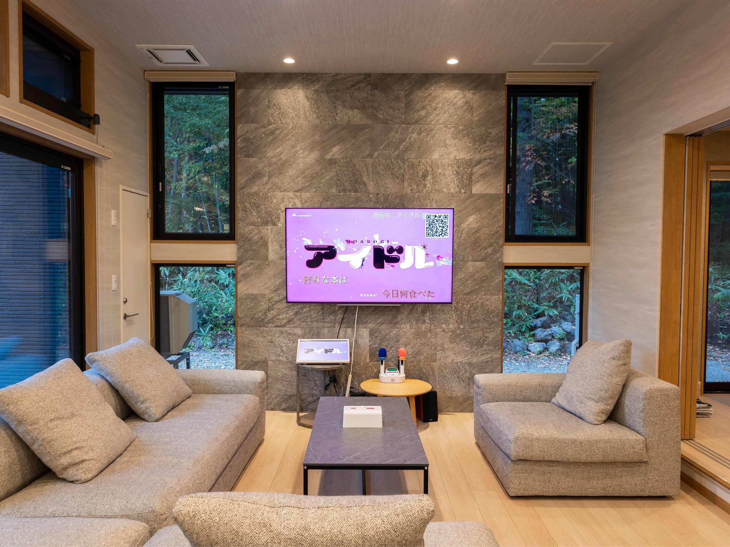 �������r���O�E�J���I�P�X�y�[�X♫