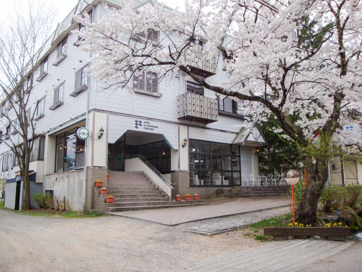 *[�O��]�k�A���v�X�̗Y��Ȍi�F���ڂ̑O�I���n�̃g���b�L���O��o�R���_�ɍœK