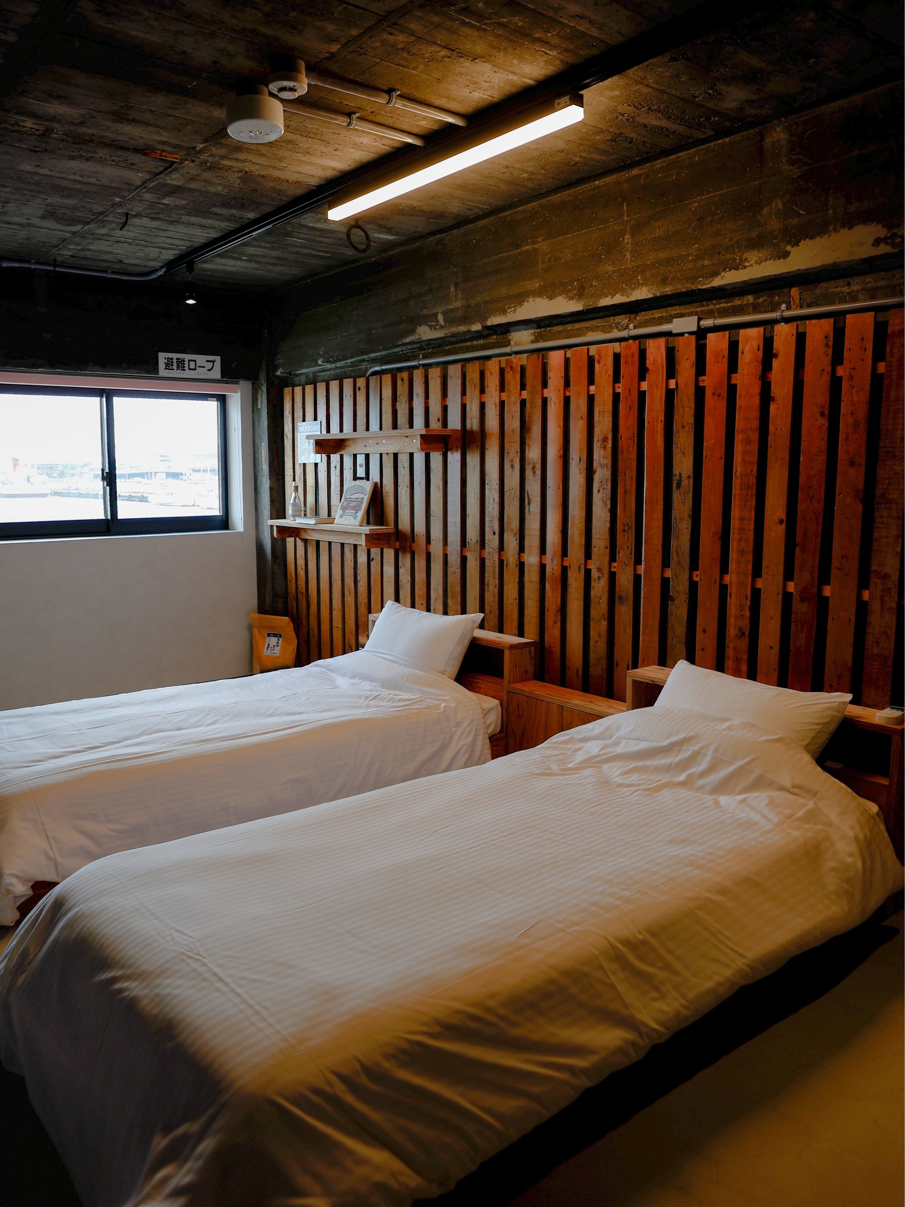 Room6