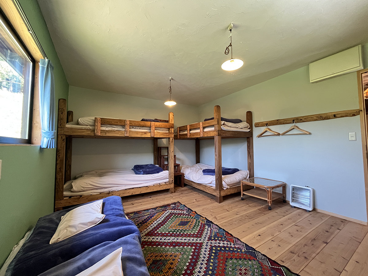 �y�q���z�Q�X�g�n�E�X�@6�l����