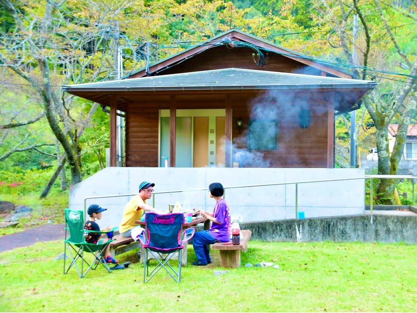 ���o�[�T�C�h�R�e�[�W�̐�p�X�y�[�X&BBQ