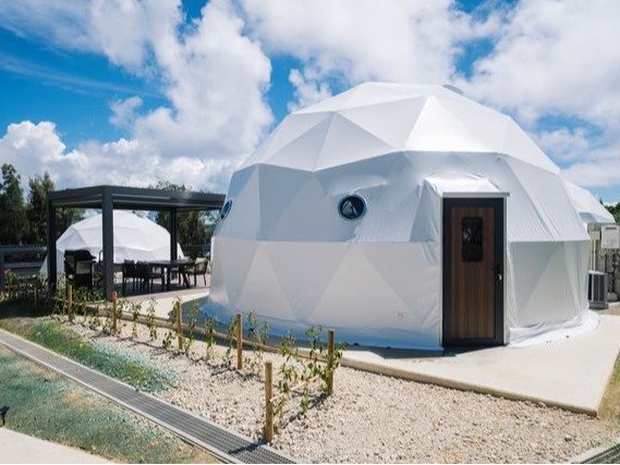 �h�[���O��