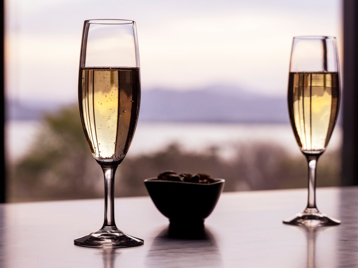 �����E���W