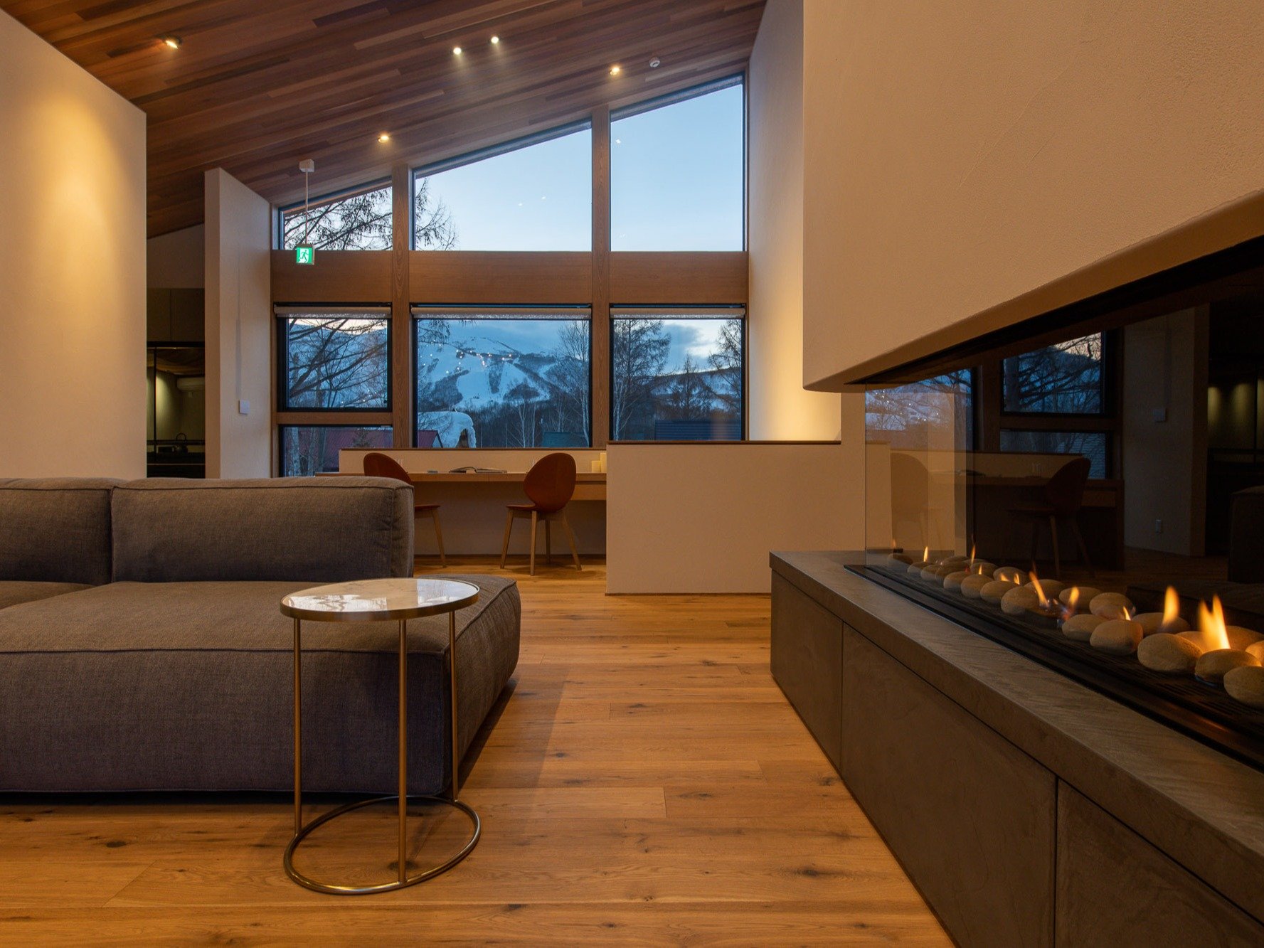 �X�����r���O���[��