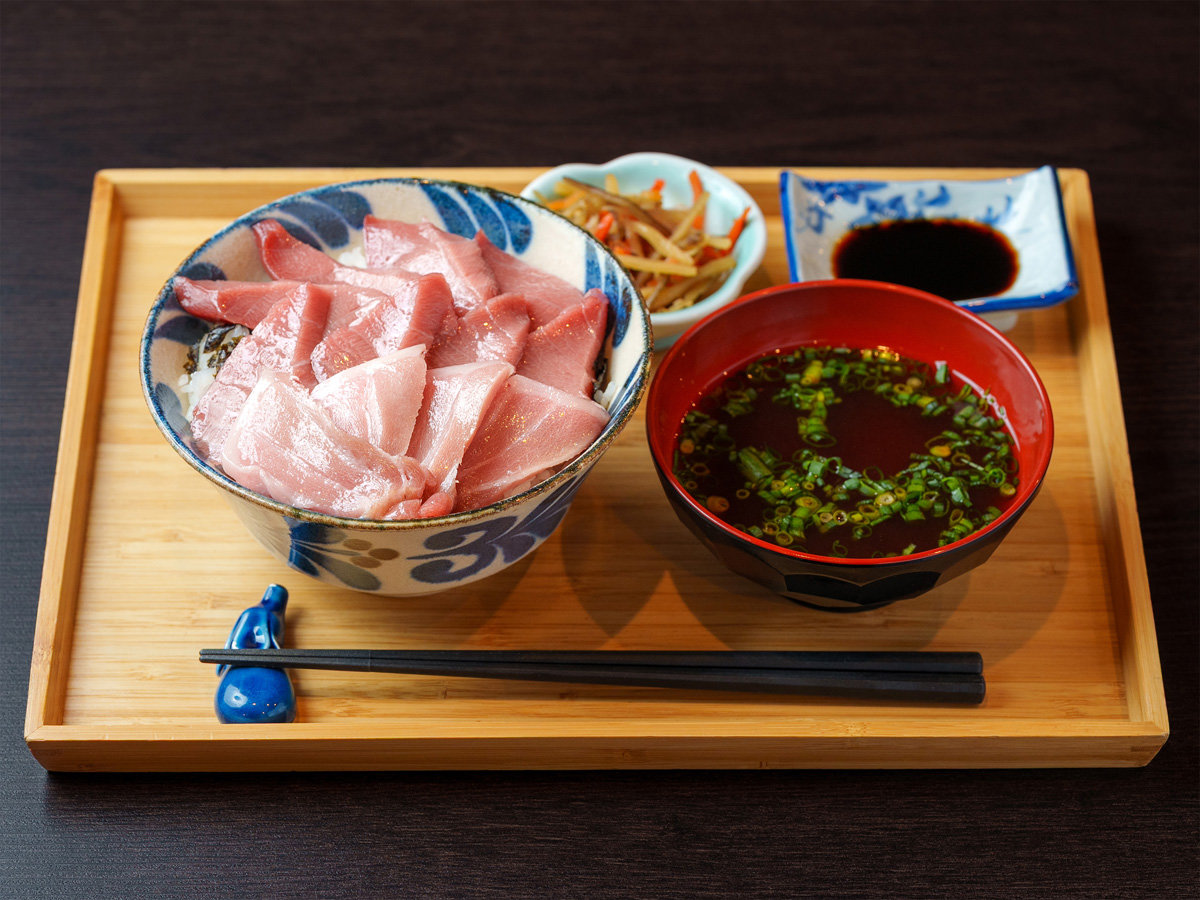 �E�y�[�H�z�����Y�{�B���{�}�O����/���`�E�����t �Ŕ��j���[�I�M�d�ȁu���v�̖{�}�O���������\��������