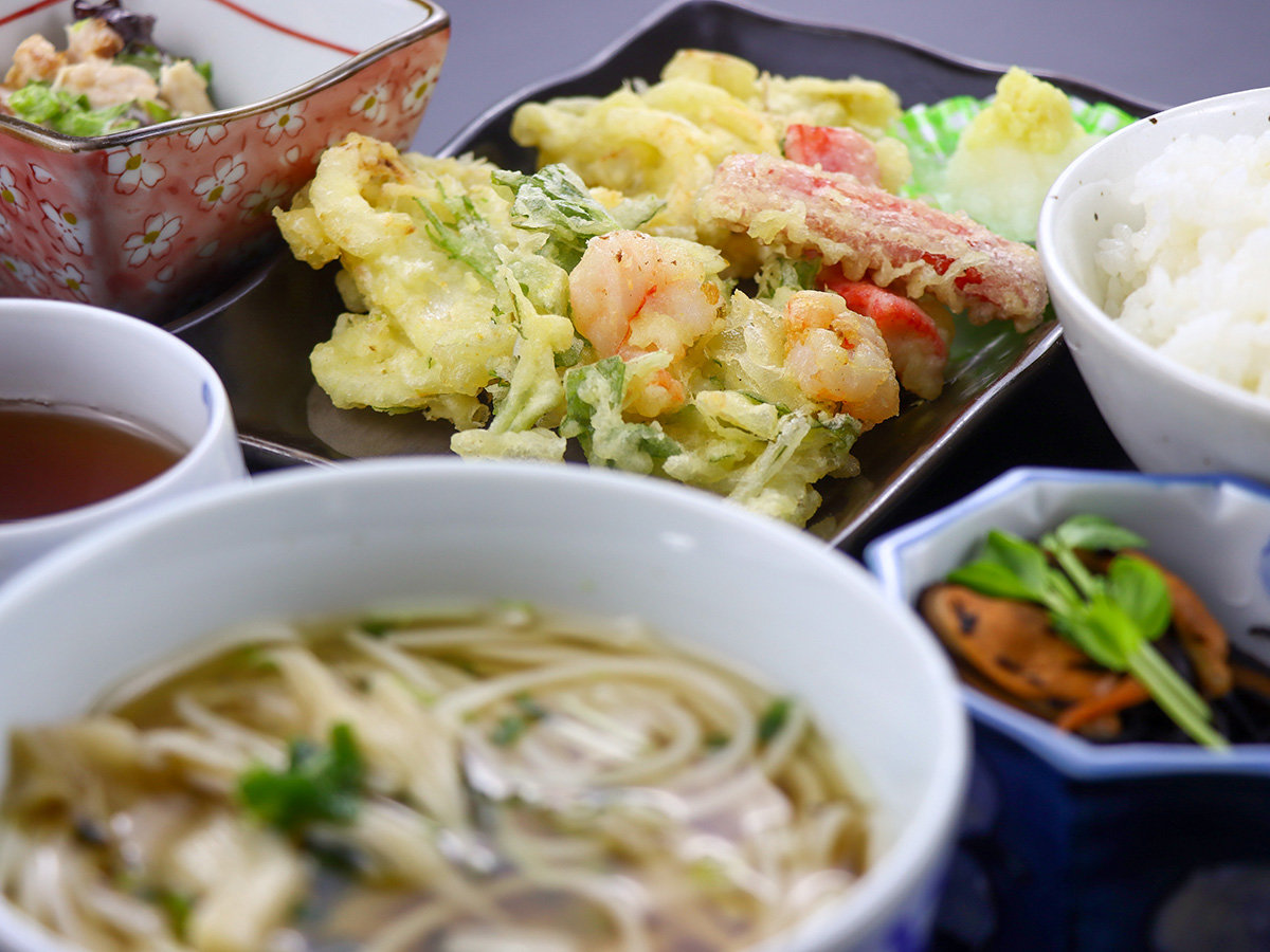 #�[�H�C���[�W�@�f�p�ŏ���Ȃ������������W�߂��A���ւ��̗[�H