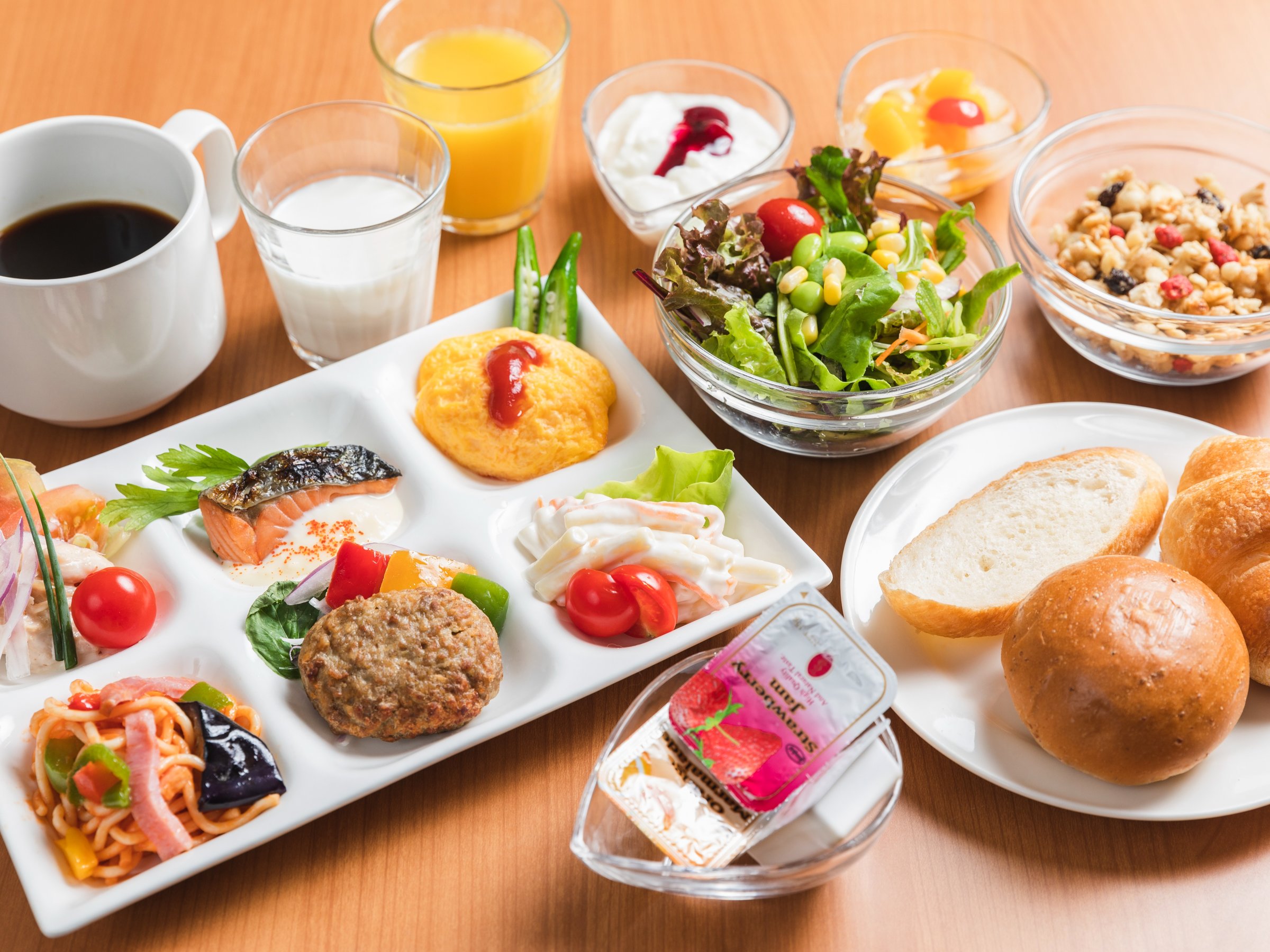 �y�a�m�H�r���b�t�F�z6�F30�`9�F30�z�e��2�K���E���W�ɂĂ��p�ӂ��Ă���܂��B