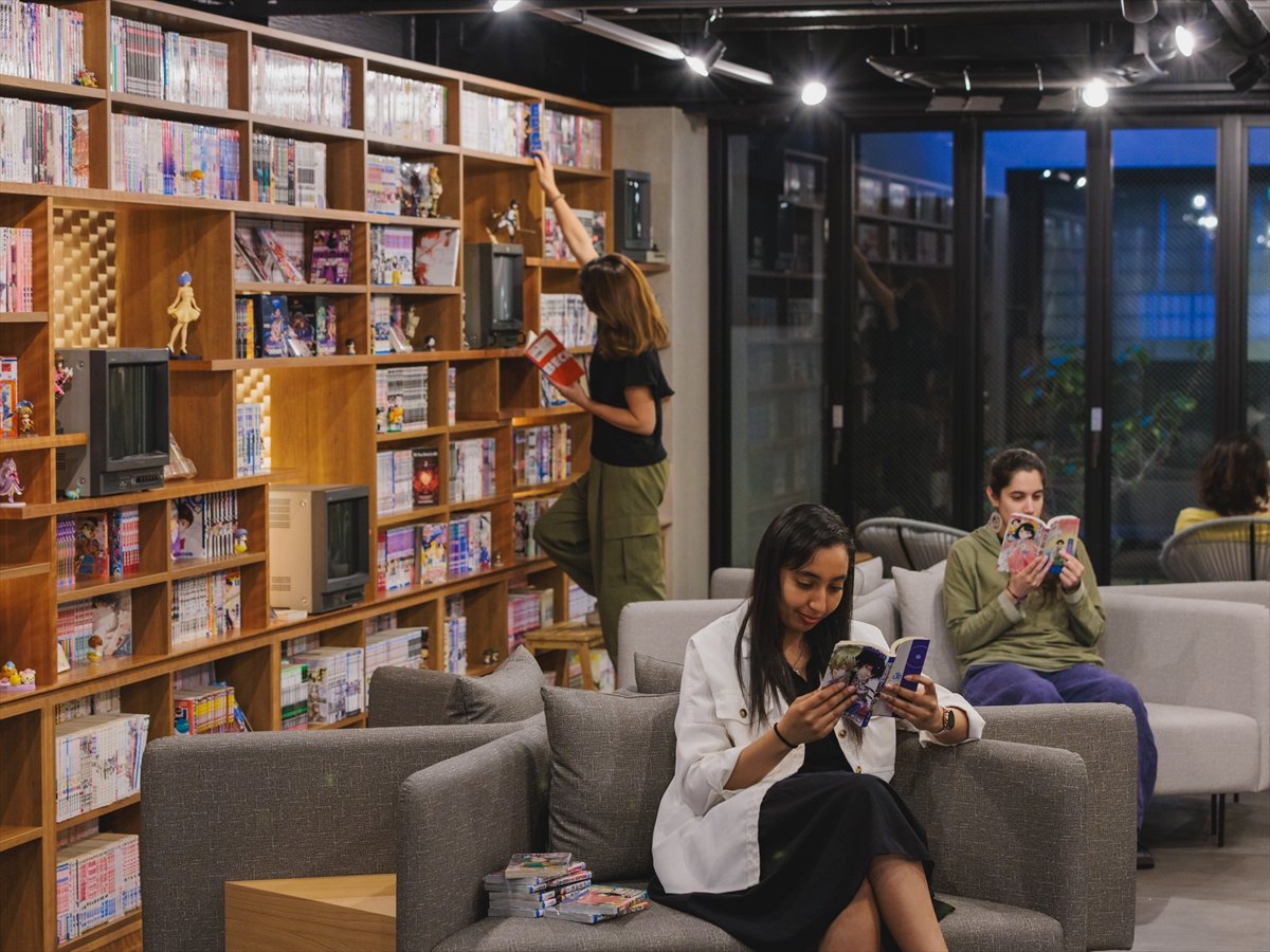 �����E���W