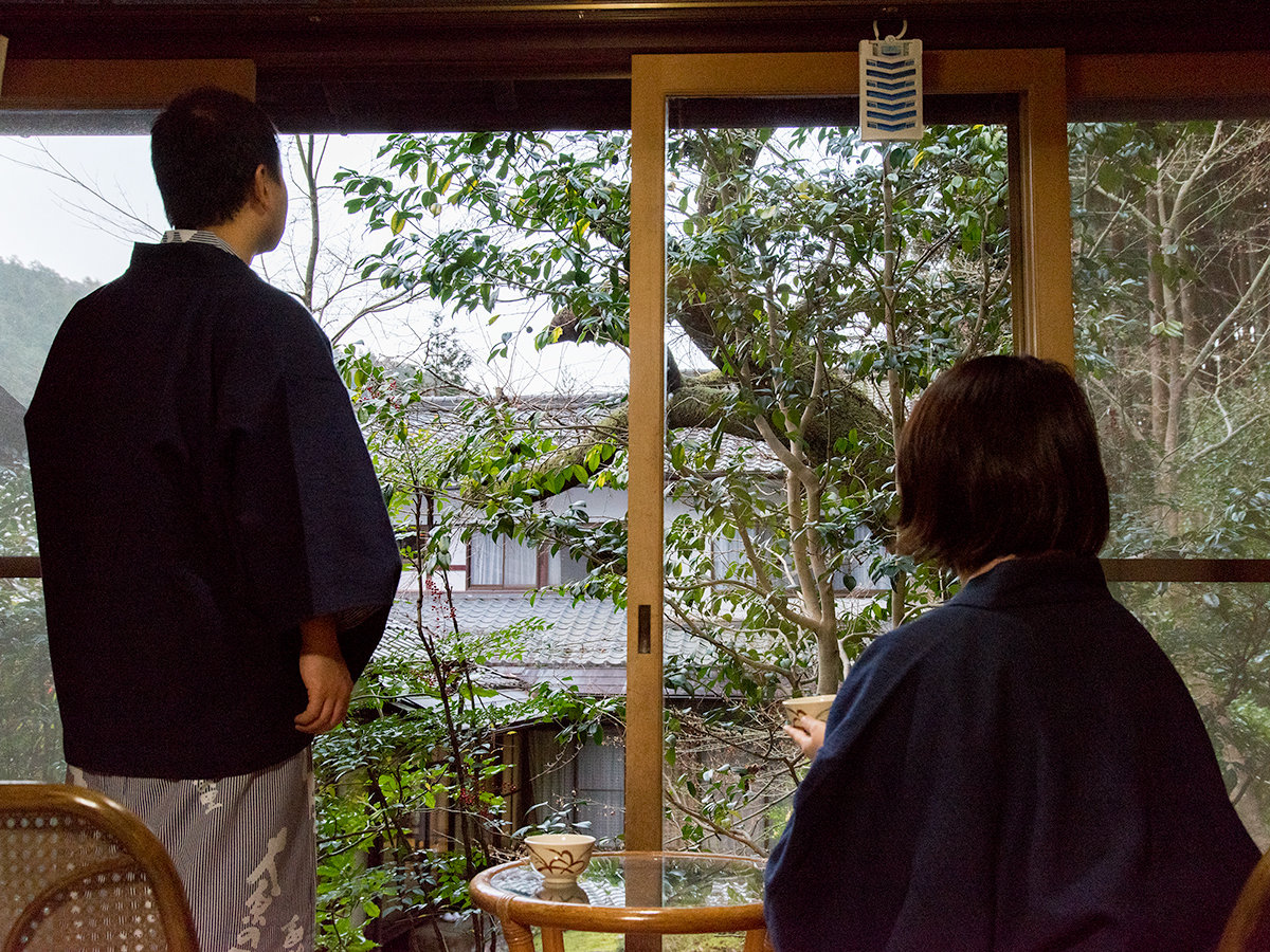 ���y�̂Ȃ���̖��h�z������f�p�ȕ��͋C�ŐS���a�݂܂��B