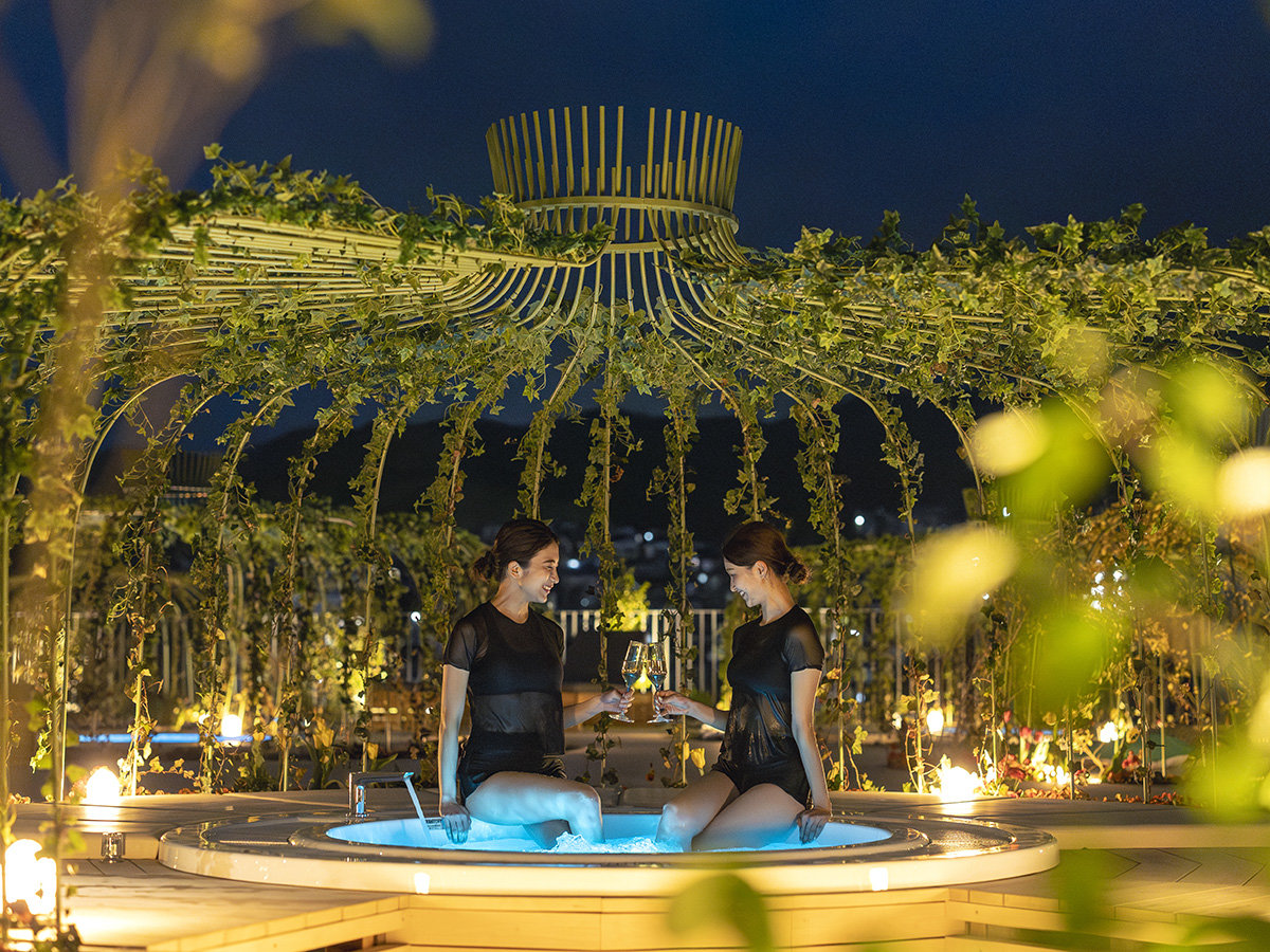 【BOTANICAL GARDEN SPA】お酒を片手に、大人だけの特別なひとときを。