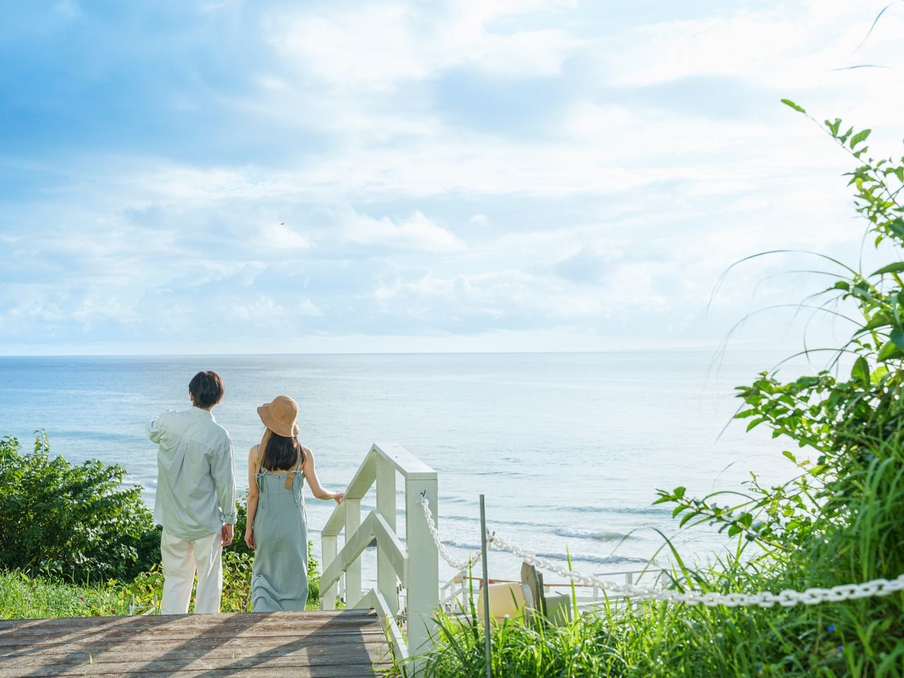 ze̖ڂ̑Oɂ͔lCꂪLApos邱Ƃł܂B