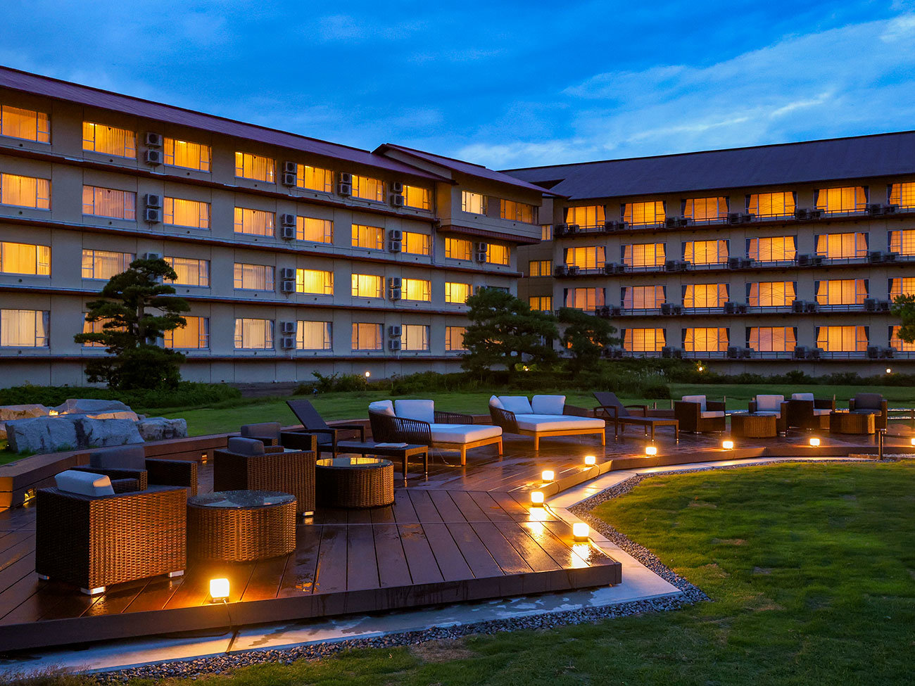 アウトサイドテラス