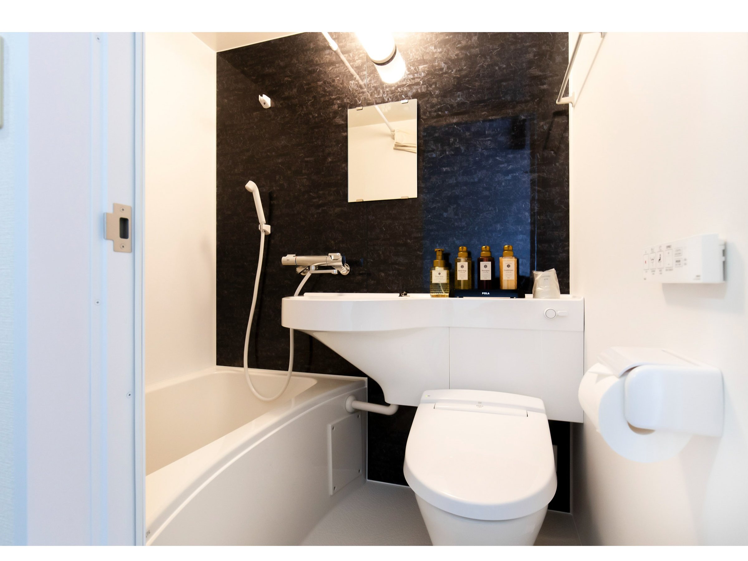 ���j�b�g�o�X