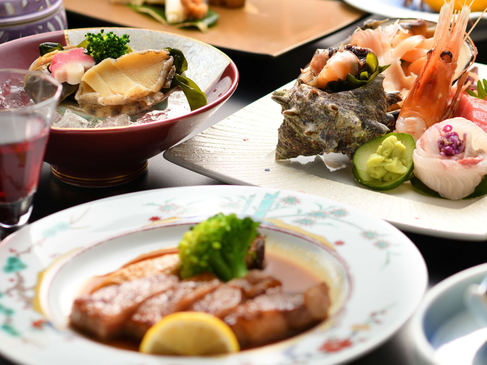 �y��{�v�����̂������z���C���͂���ċ��̃X�e�[�L�I�������������̘a��Ȃ������\���������B