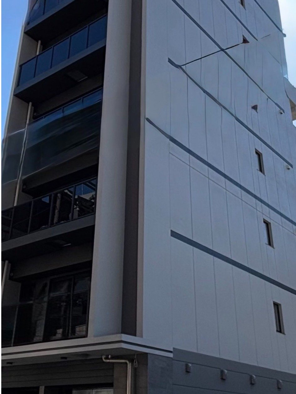 �X�^�C���b�V���ȃ}���V�����^�z�e��