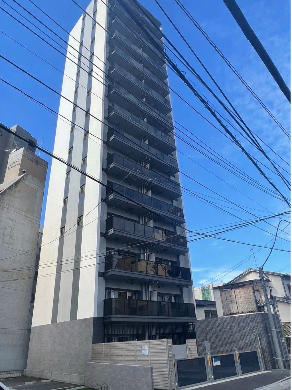 Residence Hotel �����w��