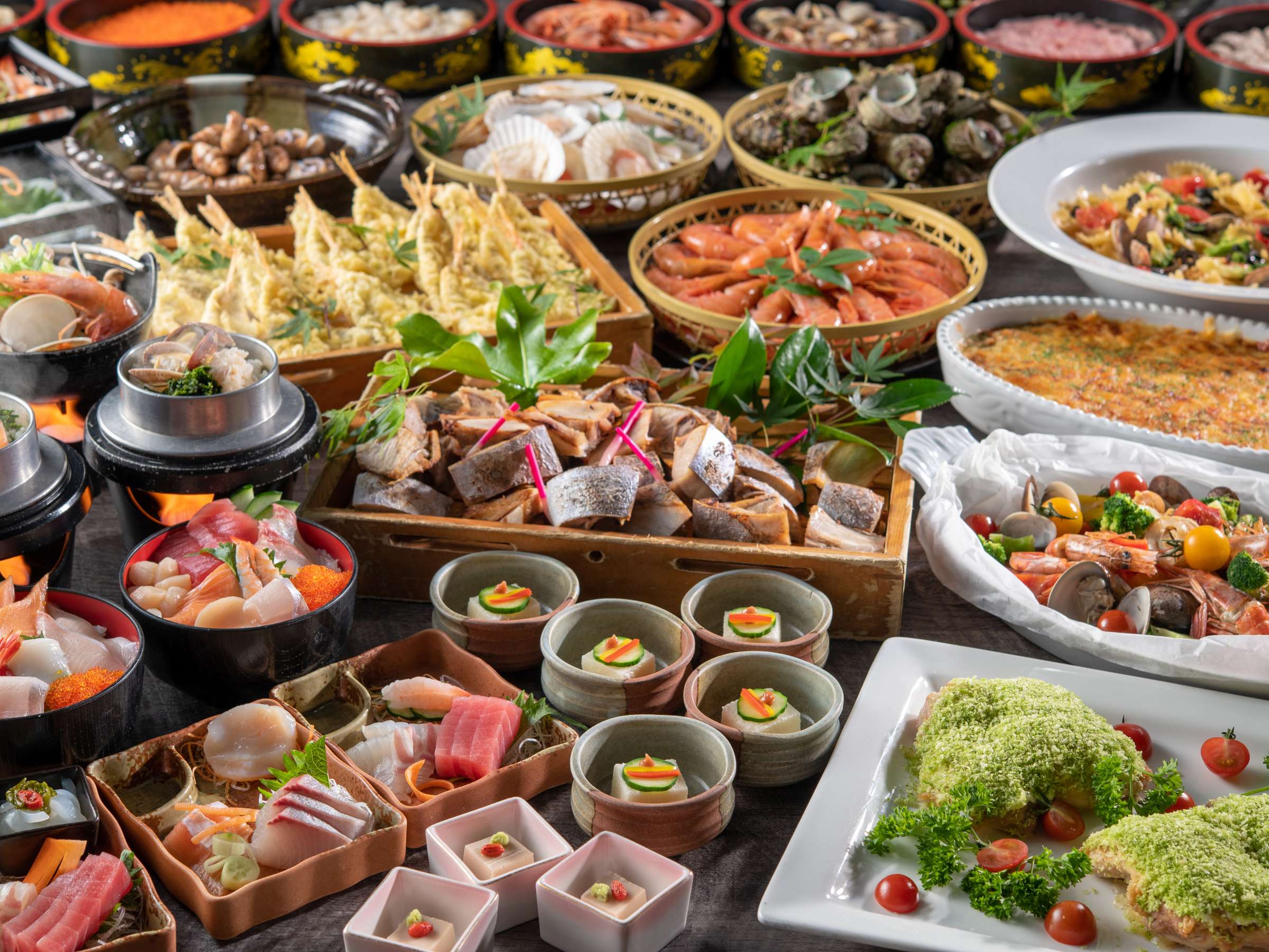 自慢の郷土料理バイキング