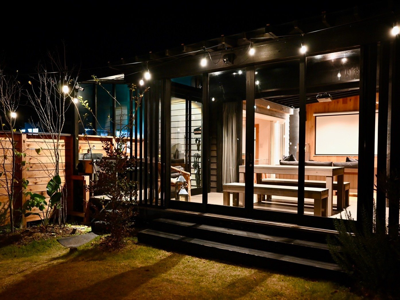 HOUSE O