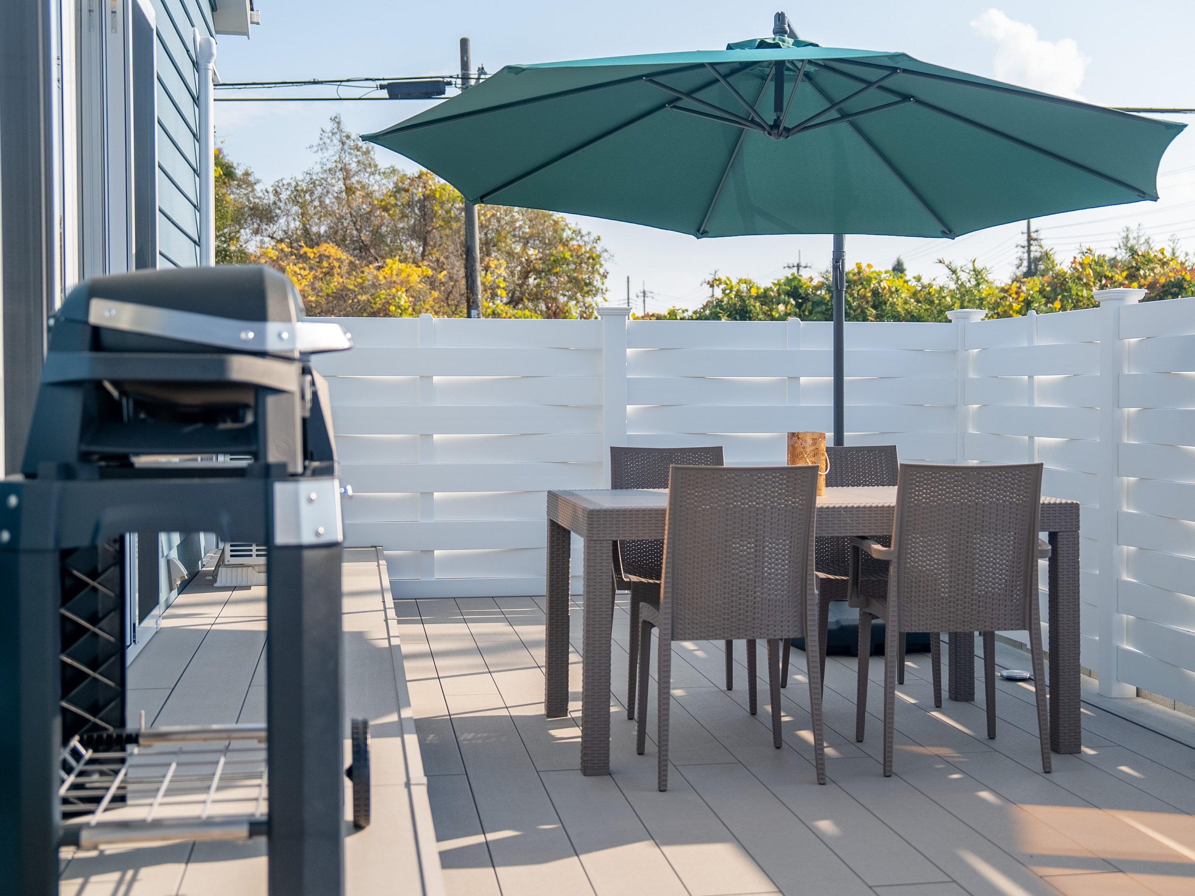 �C�y�Ƀo�[�x�L���[�����y���݂��������܂��B �~�j�L�b�`���≷���V�����[�������Ă܂��B