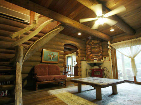 �X�^���_�[�h���O�n�E�X�݂͂�Ȃł̂�т芰���܂����