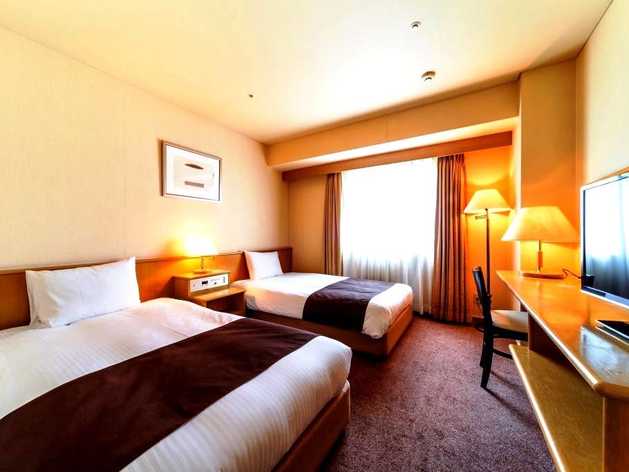 �X�^���_�[�h�c�C���y�L��23���āA�x�b�h��110�Z���`�AWi-Fi�ڑ������ADHC�A���j�e�B�z