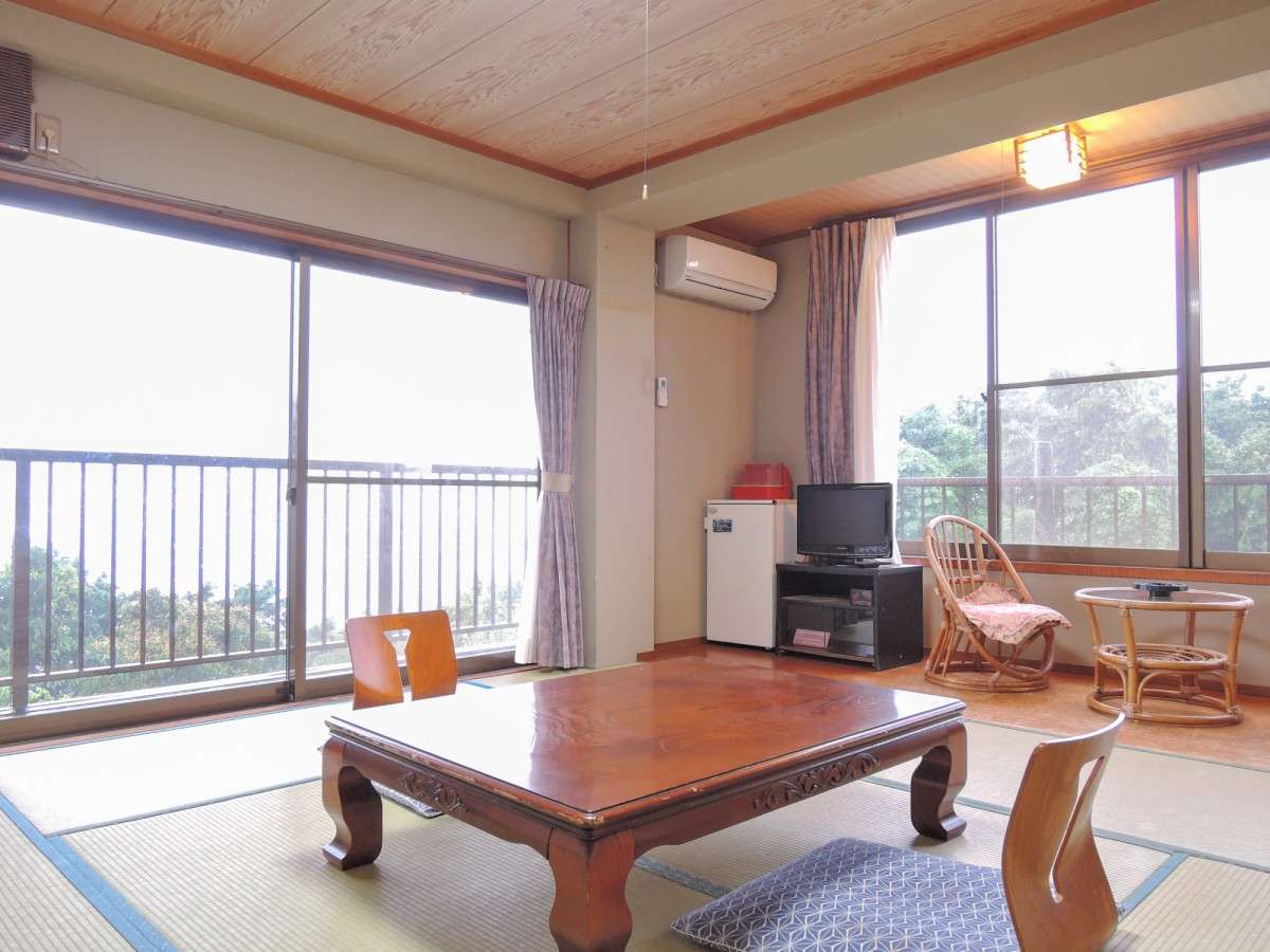 *�y�������z���q�l�̐l���ɉ����Ęa���ւ��ē����܂��B