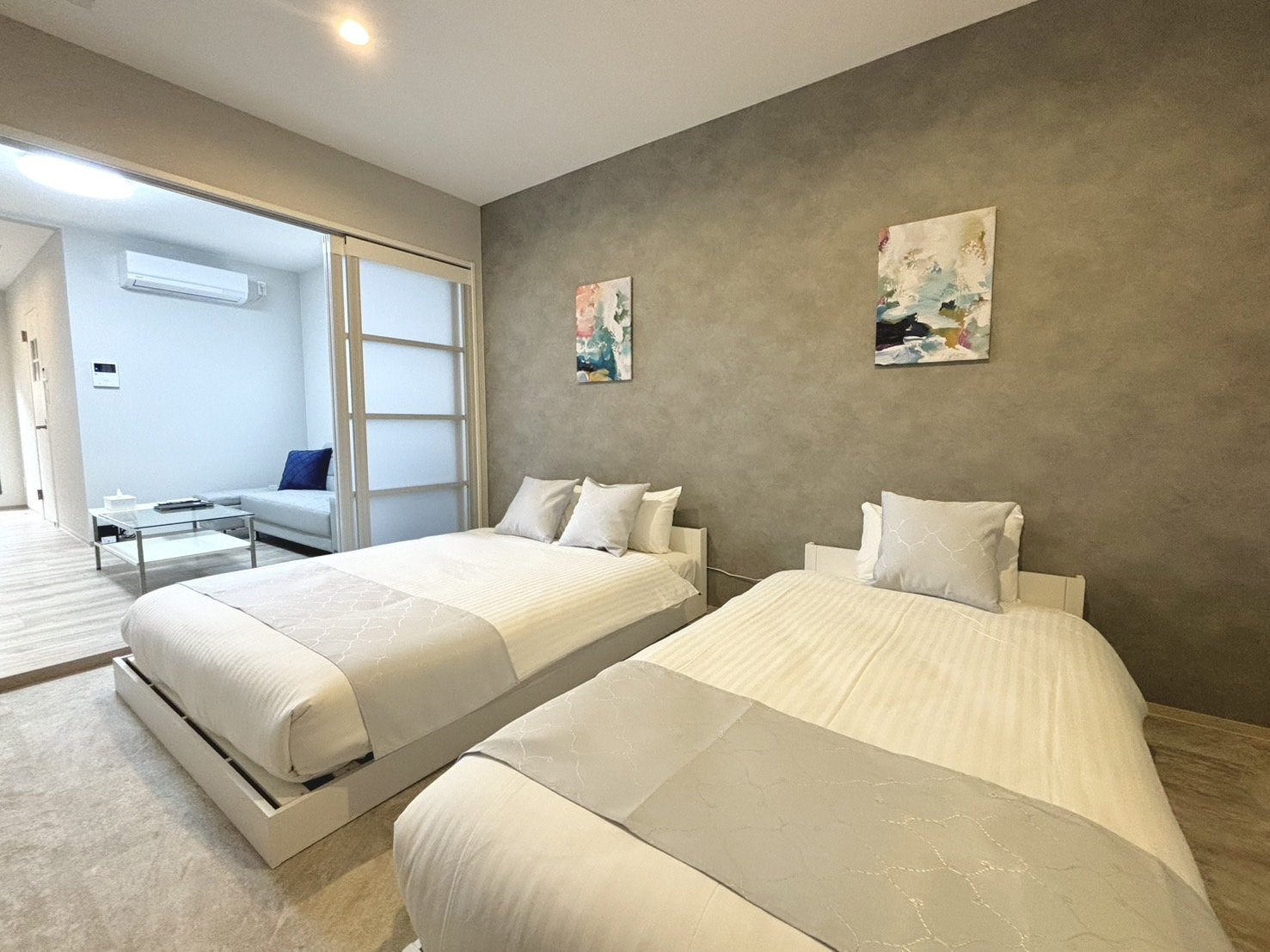 ��Room2A
