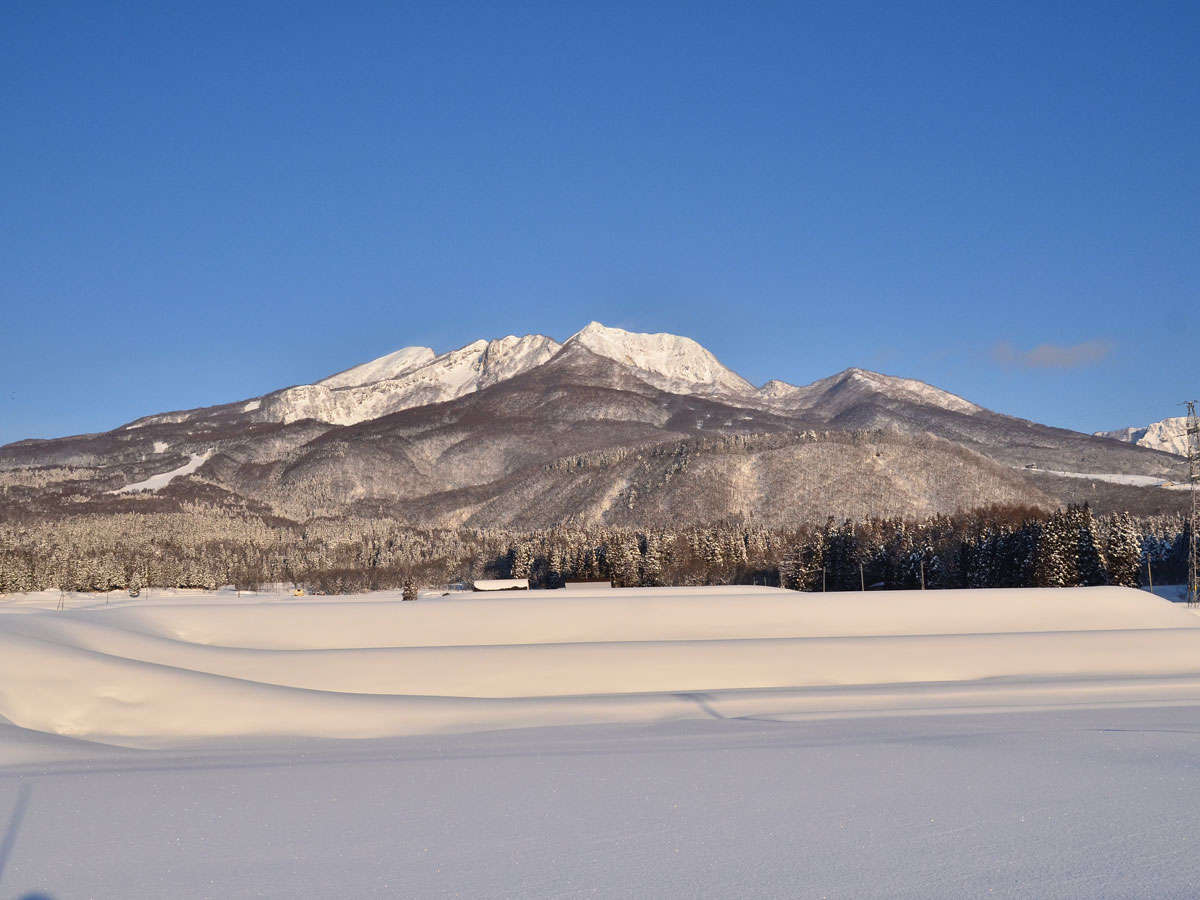 *ӂ̌iF^~ɂȂƔ̐EL܂B